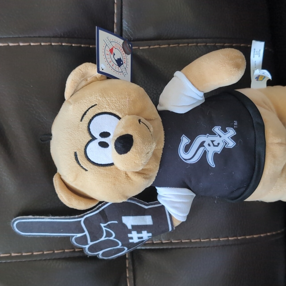 MLB Chicago White Sox Plush Bear